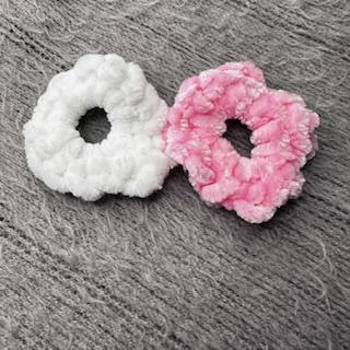 Scrunchie - Bernat Velvet